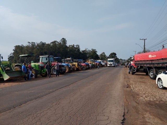 SOS AGRO RS - Tratoraço em Tupanciretã 11