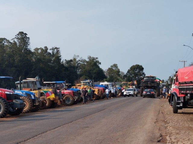 SOS AGRO RS - Tratoraço em Tupanciretã 13