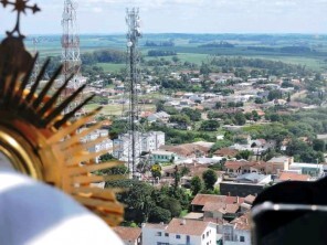 Padre Cristiano repercutiu a benção realizada nesta segunda