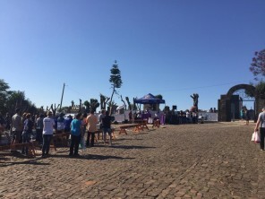 Grande movimentação no inicio da manhã no Cemitério Municipal 