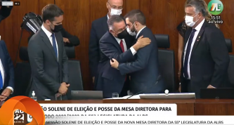 Valdeci Oliveira toma posse da Assembleia Legislativa