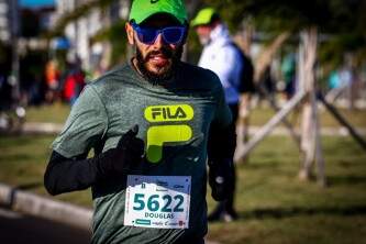 Tupanciretanense completa a 37ª Maratona Internacional de POA