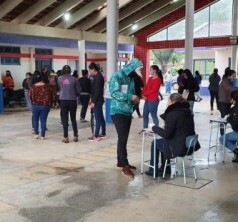 CRAS Casa das Famílias realiza ação do CadÚnico no Anna Terra