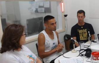 Personagens da 1ª Ultramarotona Internacional de Tupanciretã concedem entrevista à Rádio Tupã