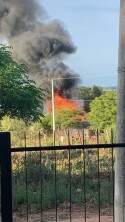 Bombeiros Voluntários de Tupanciretã e Bombeiros Militares de Cruz Alta combatem chamas na noite de segunda-feira