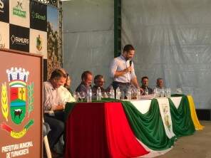 Eduardo Leite anuncia ordem de projeto do trecho Jari a Tupanciretã, na 14ª Abertura da Colheita da Soja