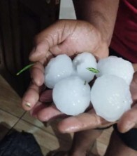 Granizo de diferentes tamanhos causam estragos em Tupanciretã