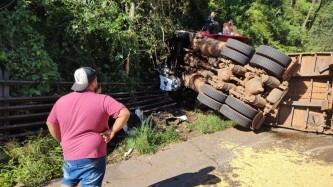 Grave acidente no trecho próximo da ponte do Vale do Menino Deus, entre Itaara e Santa Maria, têm vítima fatal atuante em Tupanciretã