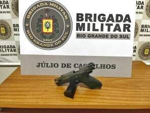 BM Prende homem que vinha de Porto Alegre entregar arma de fogo em Júlio de Castilhos