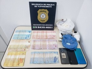 Polícia Civil cumpre mandados de busca e apreensão e realiza a prisão em flagrante de um homem por tráfico de drogas