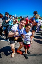 Famílias tupanciretanenses escrevem história na maior Maratona Internacional de Porto Alegre