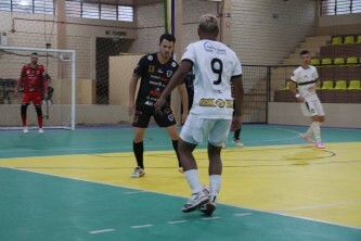 Figueira atua em Santiago, buscando classificação na COPA RS de Futsal