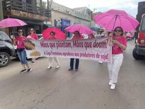 Tupanciretã celebra a Caminhada das Vitoriosas ao som de banda escolar